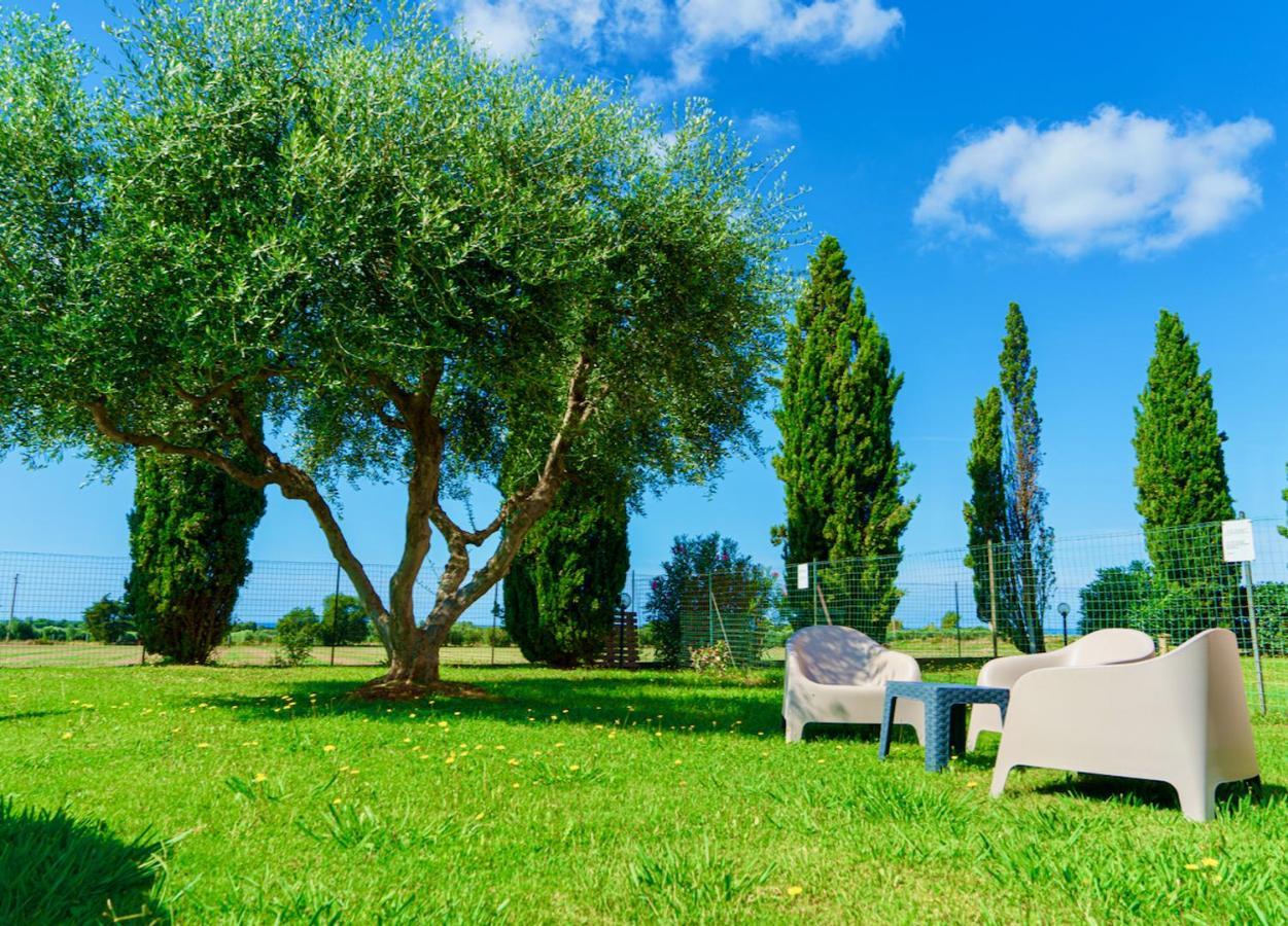 Appartamenti In Residence Villa Santa Maria San Vincenzo Eksteriør billede